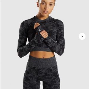 NWOT Gymshark Camo Seamless Long Sleeve Crop Top